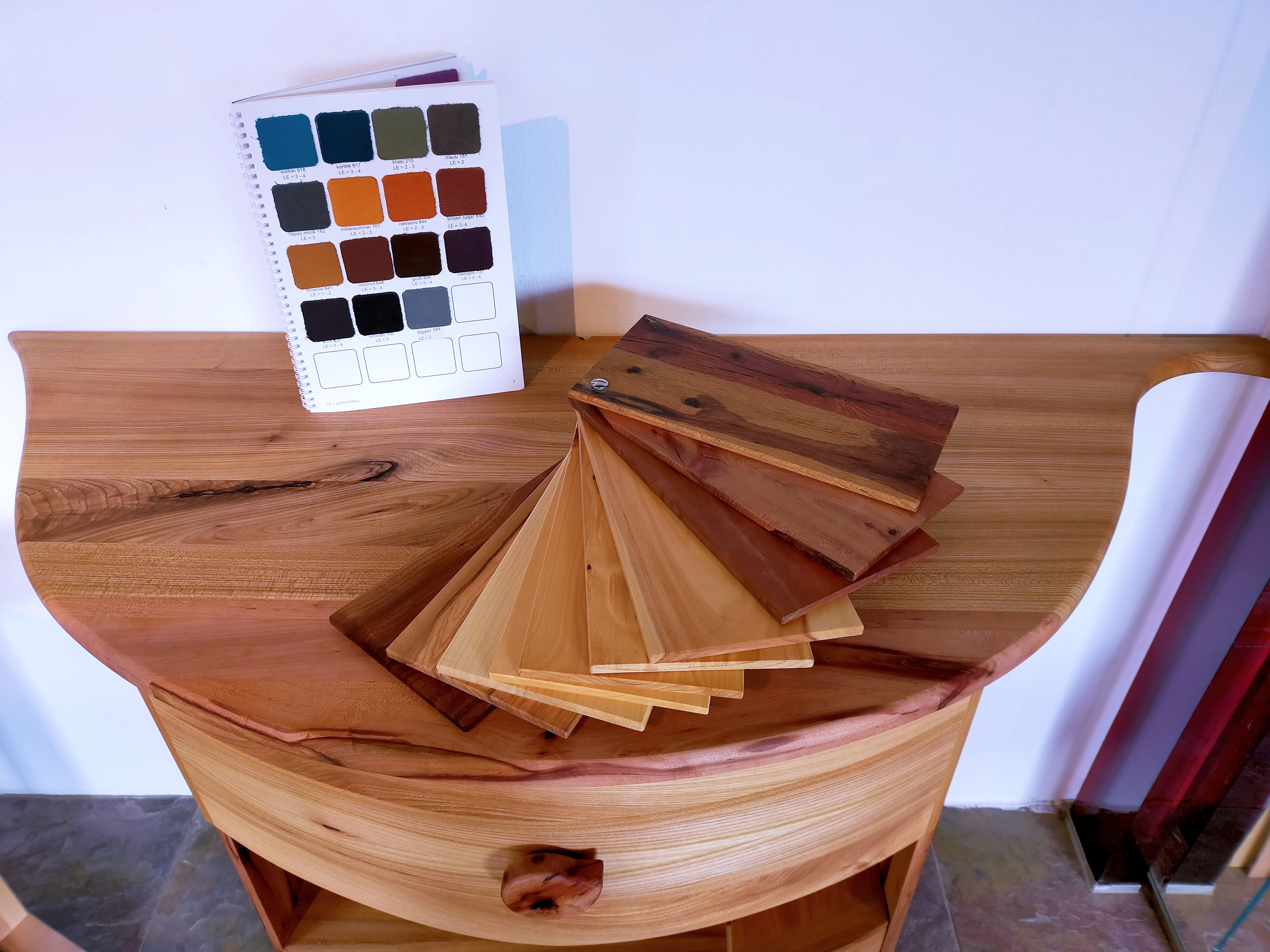 Innenausbau und Möbel